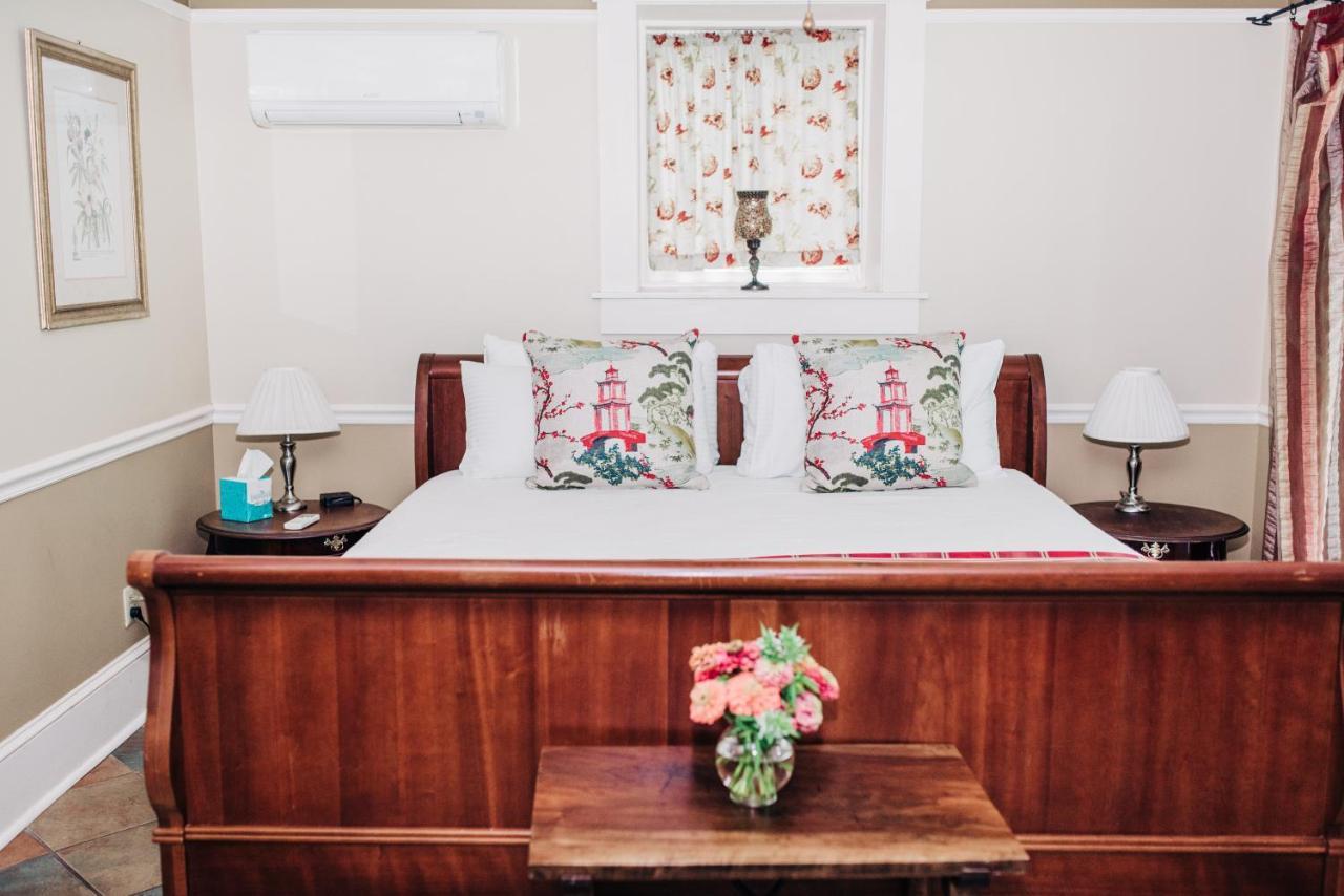 Benn Conger Inn Groton Екстериор снимка
