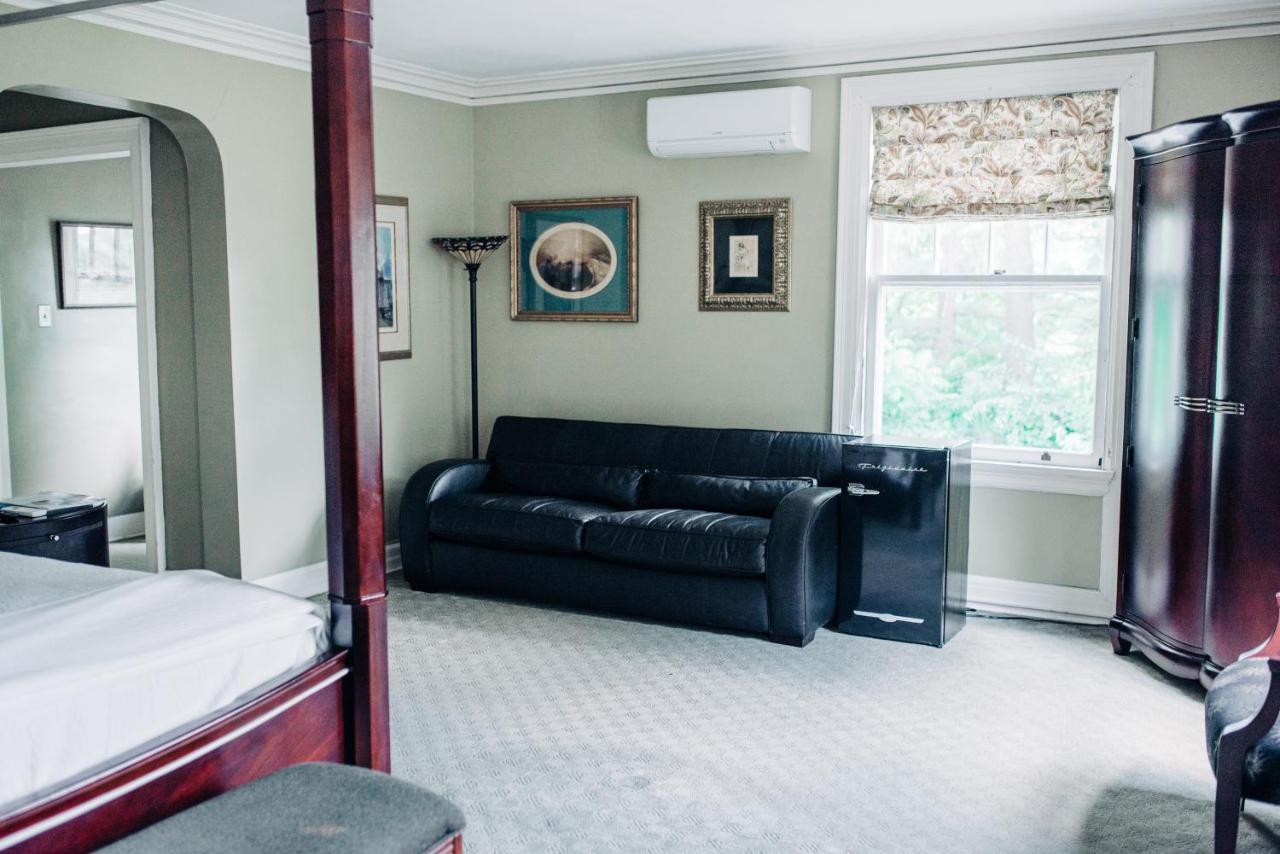 Benn Conger Inn Groton Екстериор снимка