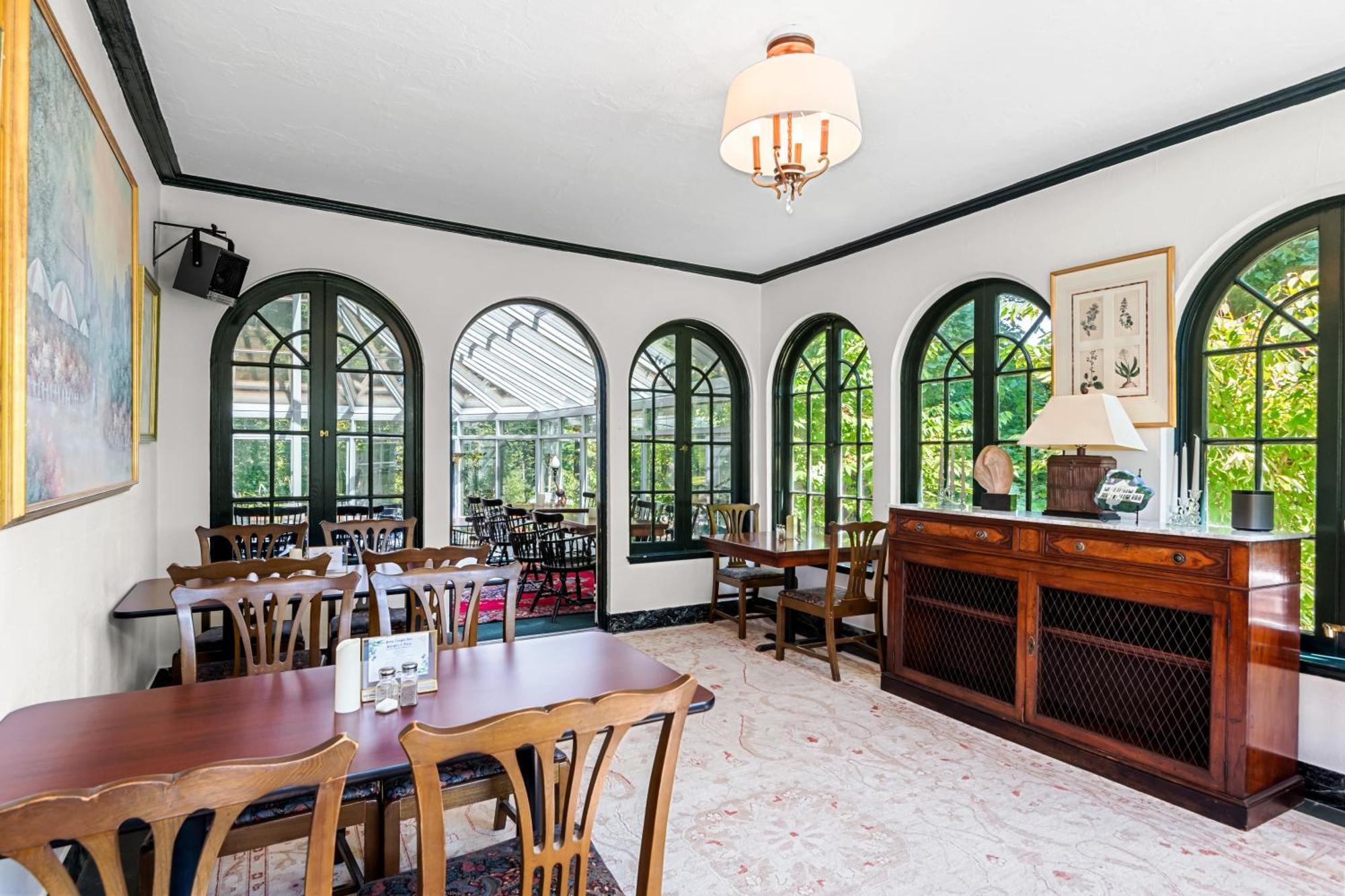 Benn Conger Inn Groton Екстериор снимка