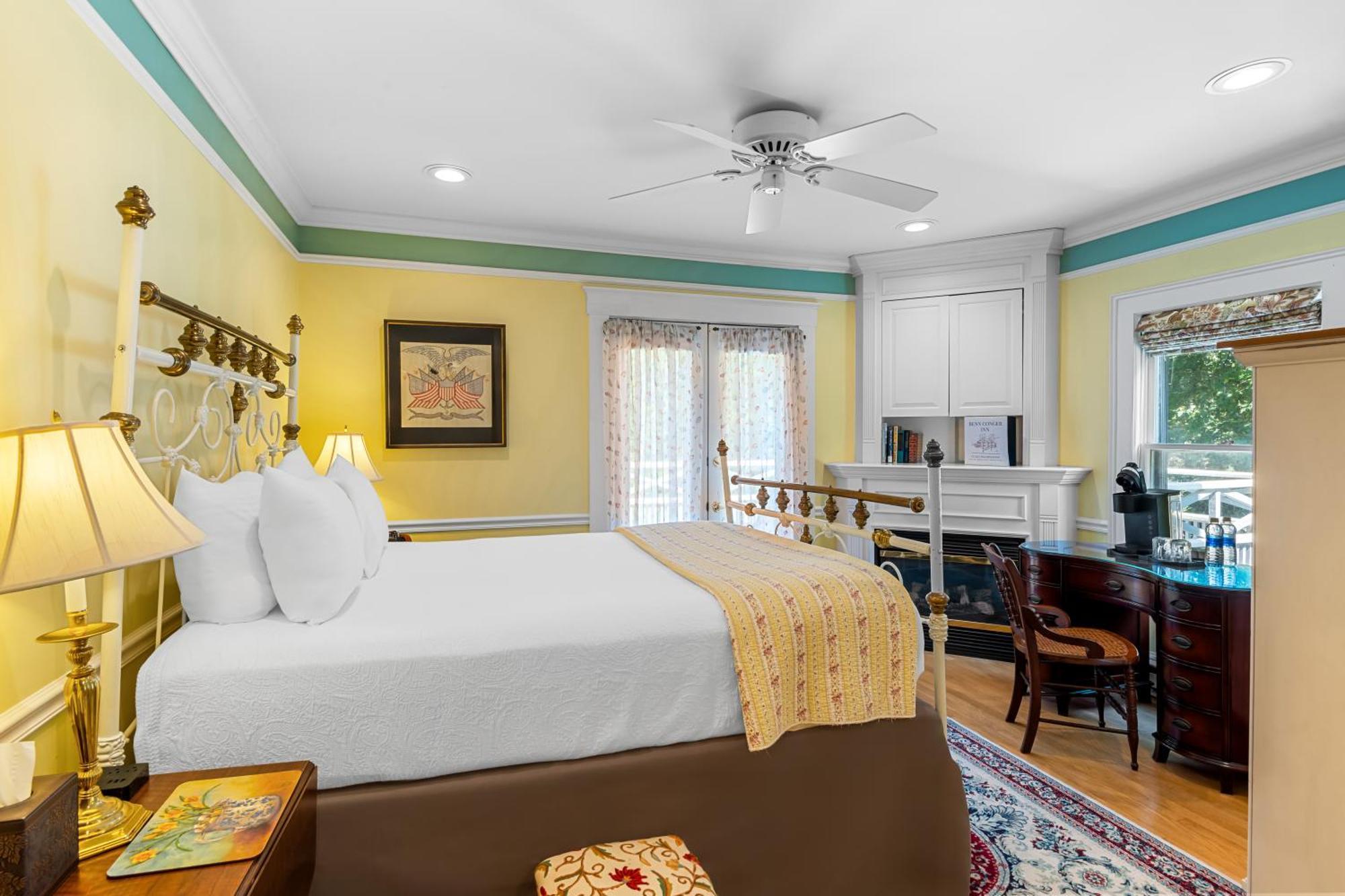 Benn Conger Inn Groton Екстериор снимка